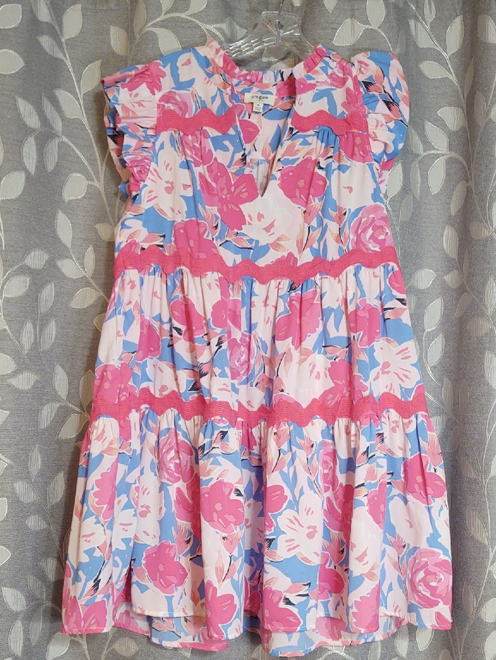 Umgee Pink, Blue & Peach Floral V-Neck Tiered Dress size M